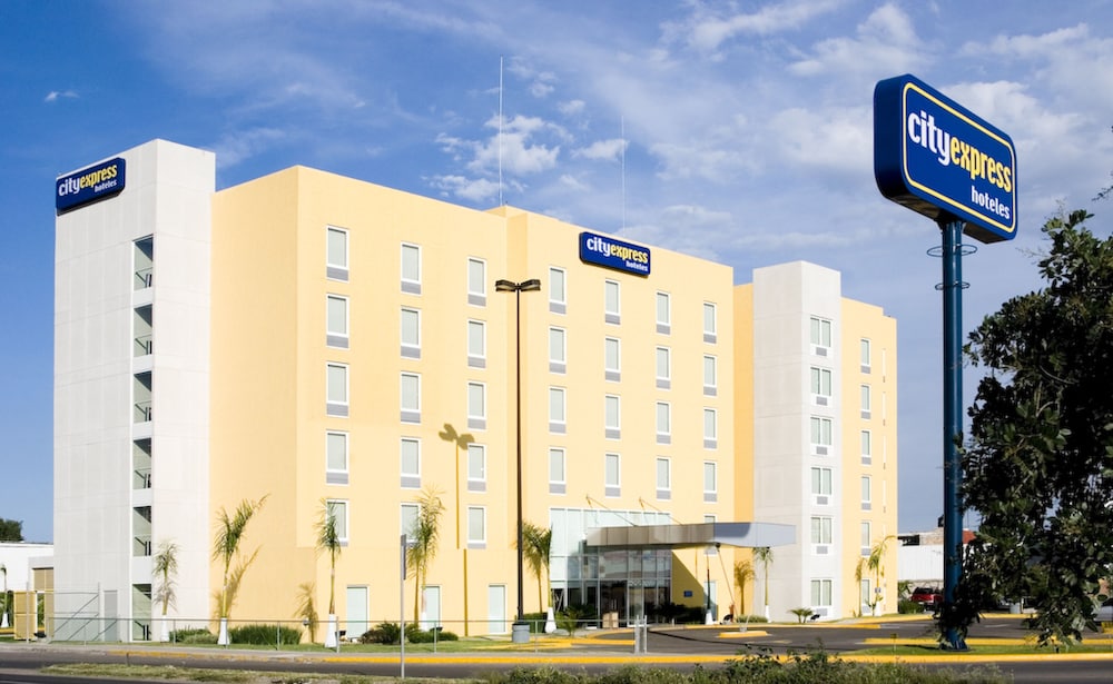 City Express by Marriott Celaya Parque 3/60