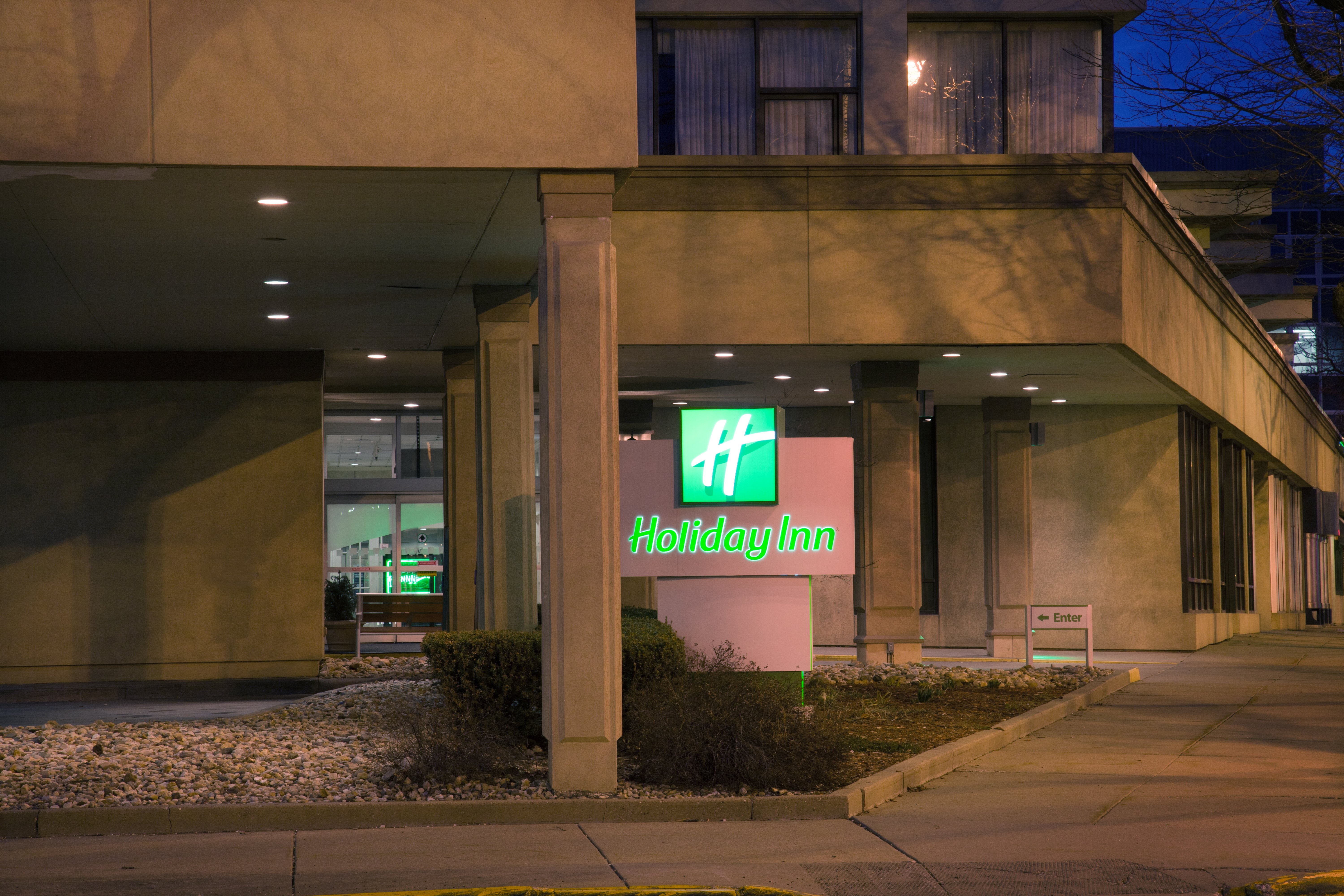 Holiday Inn Rock Island - Quad Cities 6/80
