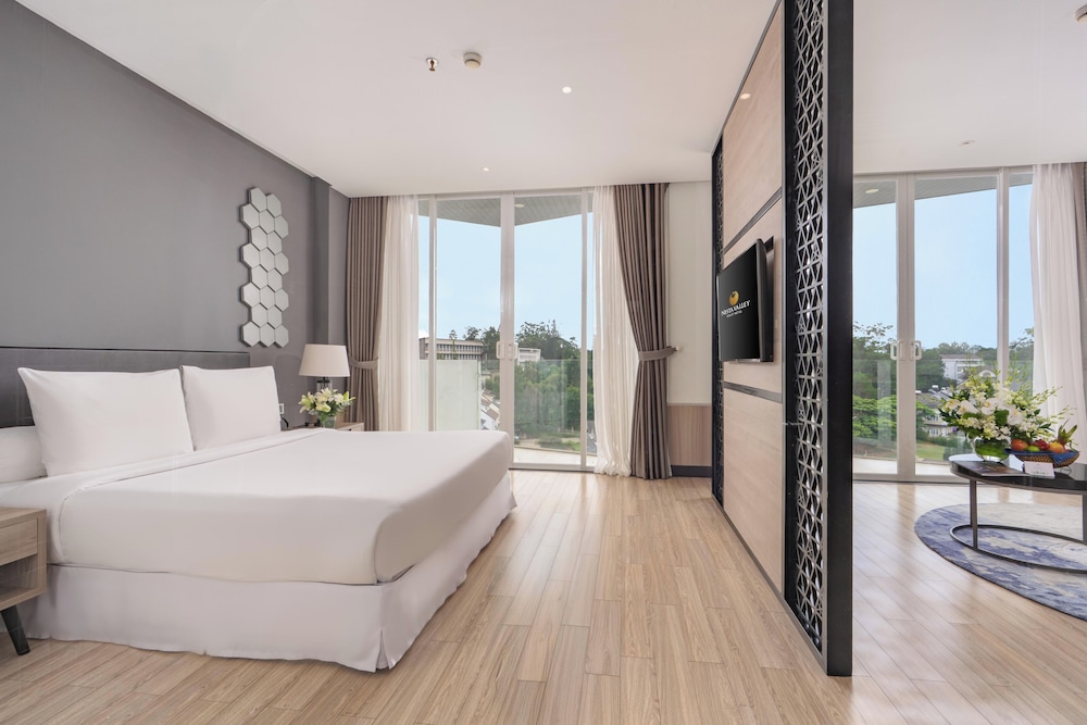 Golf Valley Hotel 13/50