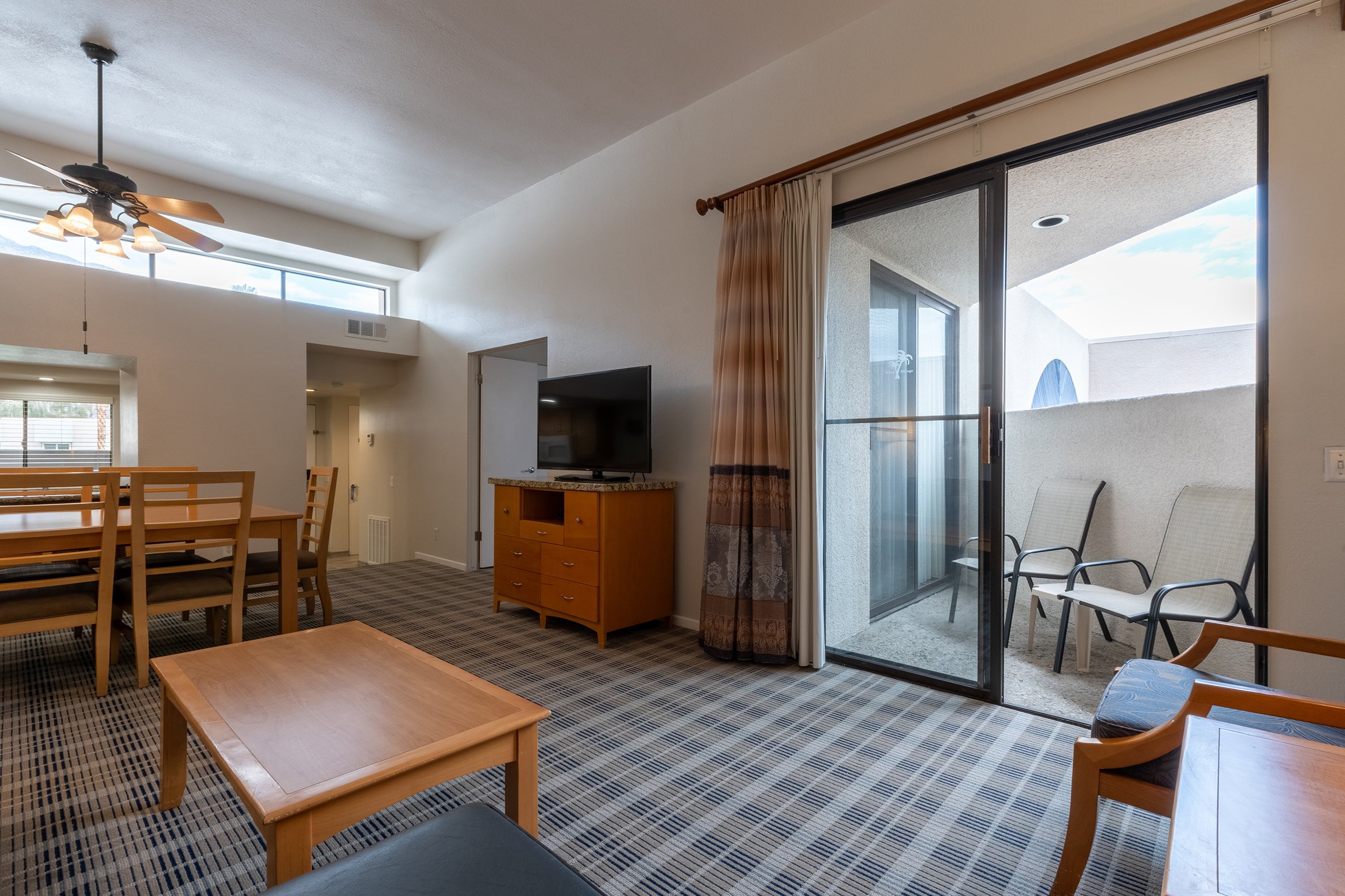 Vista Mirage Resort 70/93