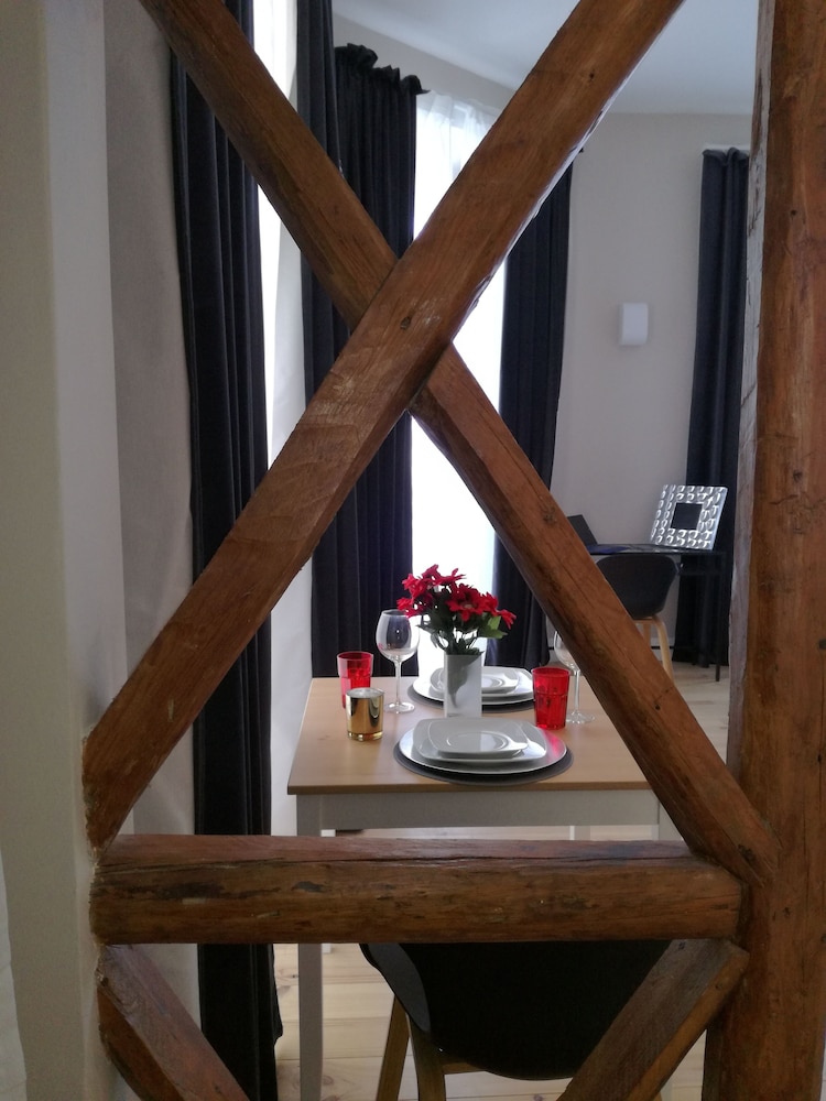 Temple Suites Guest House 47/63