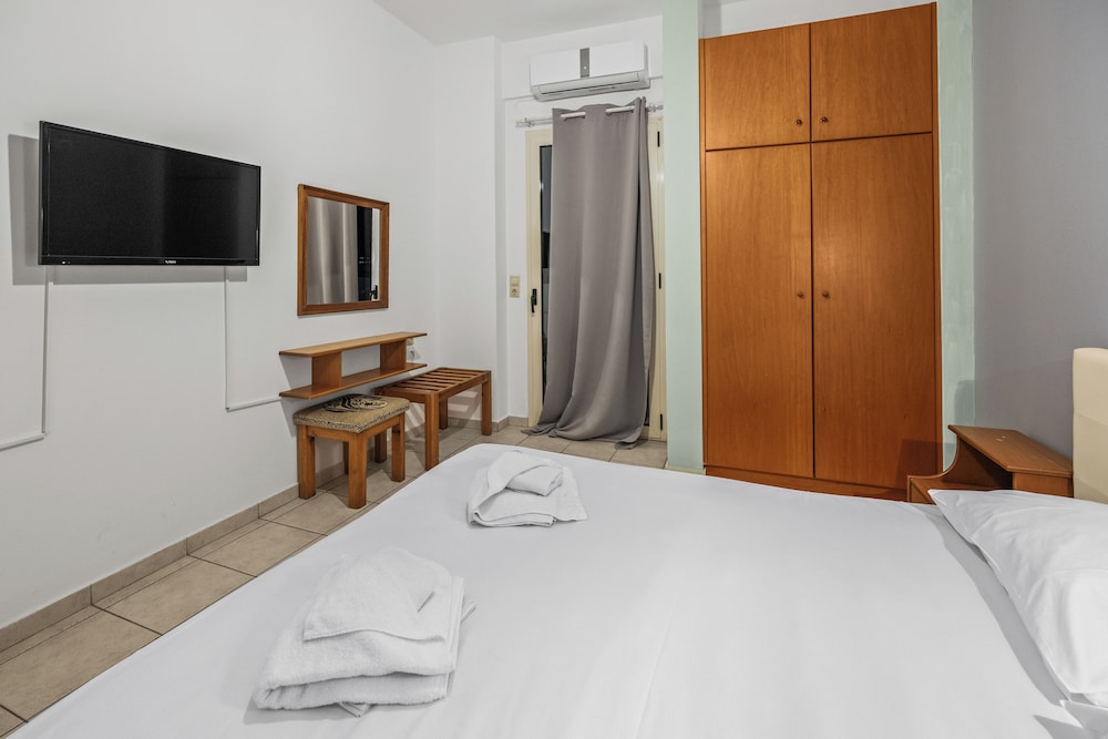 Nikos Apartments 45/76