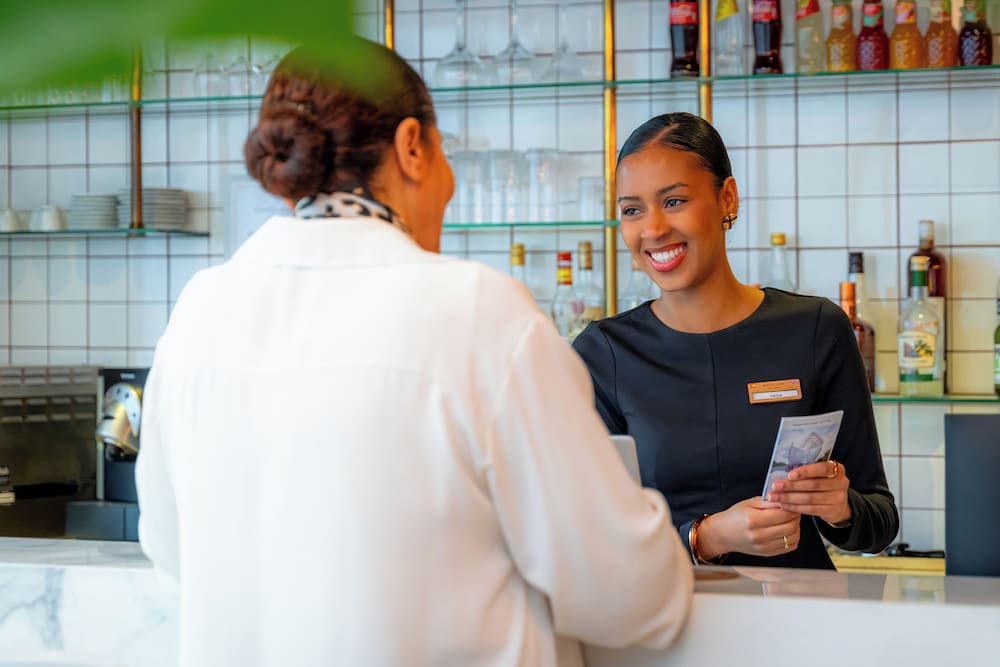 Mercure Paris Montparnasse Pasteur 7/73