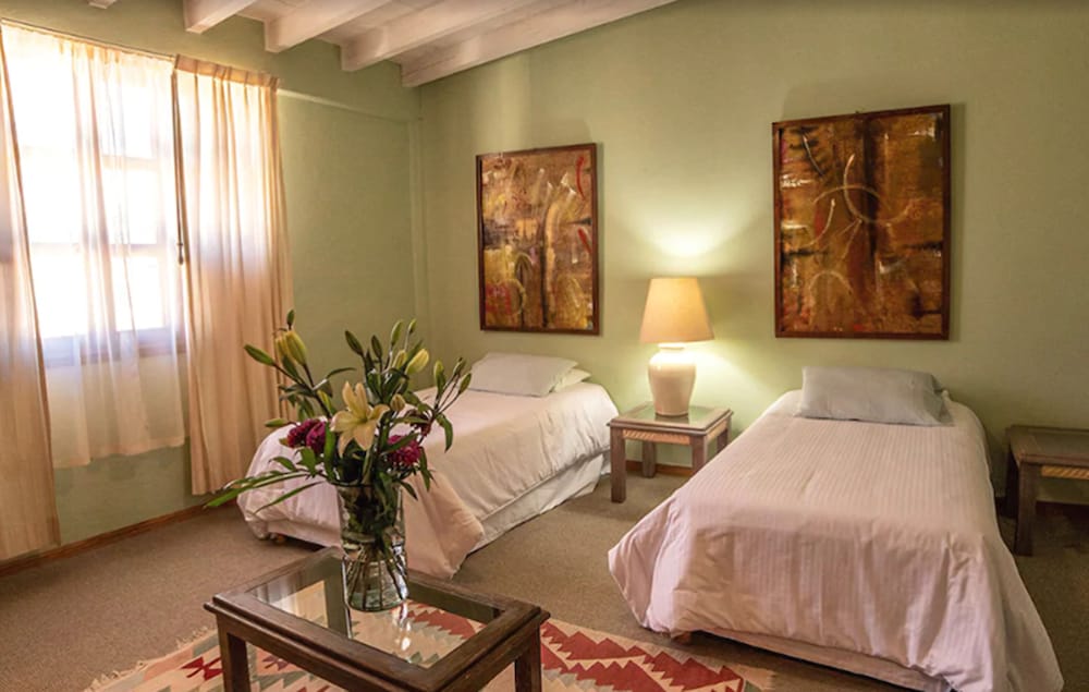 Villa Mirasol Hotel 33/74