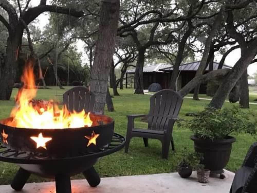 Live Oaks Bed and Breakfast 14/44
