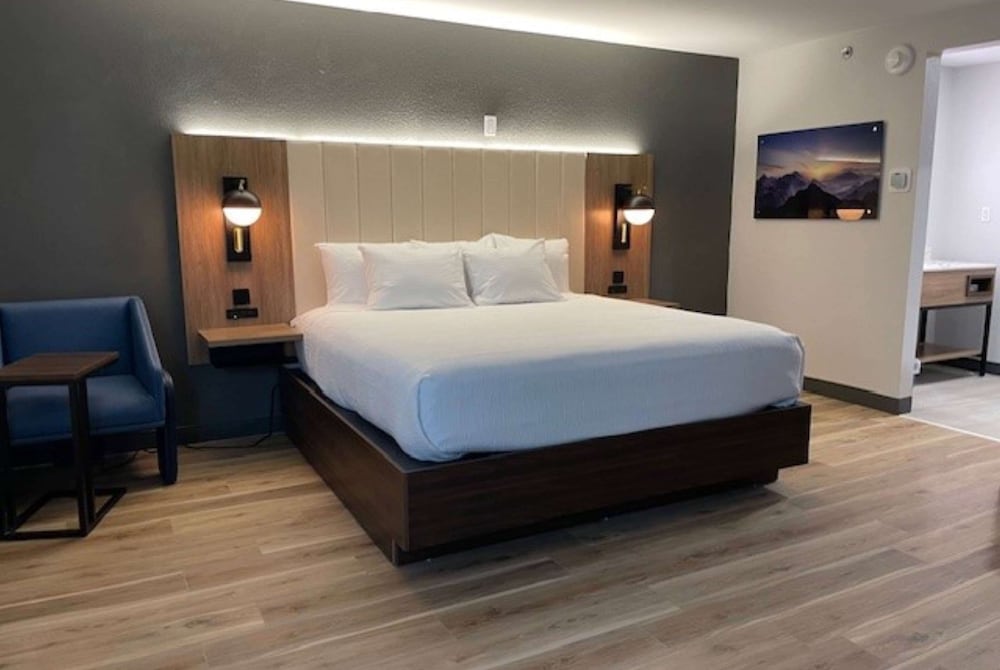 Hawthorn Extended Stay by Wyndham Springdale 12/34