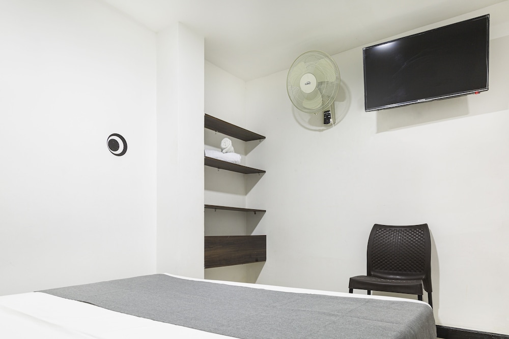 Hotel Laureles de Aburra Medellin 42/49