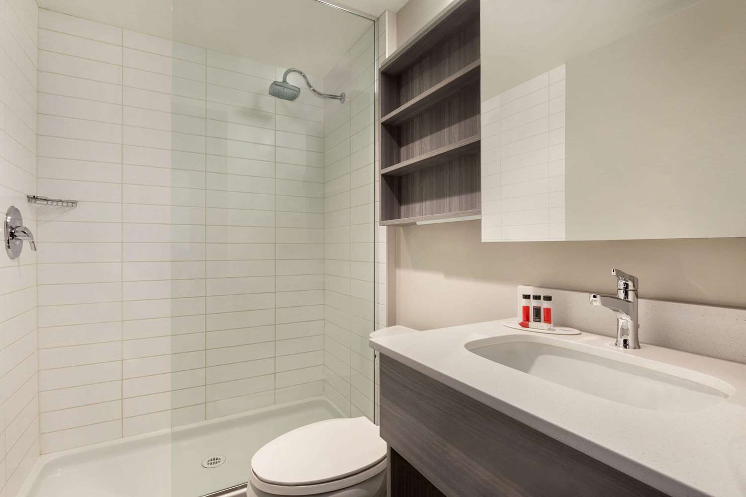 Microtel Inn And Suites By Wyndham Lloydminster 24/25
