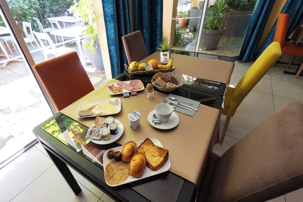 Hotel the Originals de Bordeaux Bergerac 49/68
