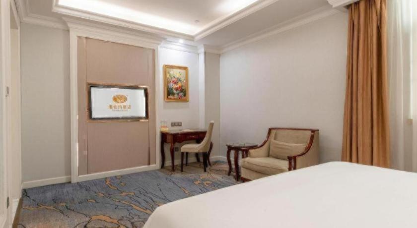 Vienna Hotel (Guangzhou Baiyun University Jinyuan Plaza) 39/54