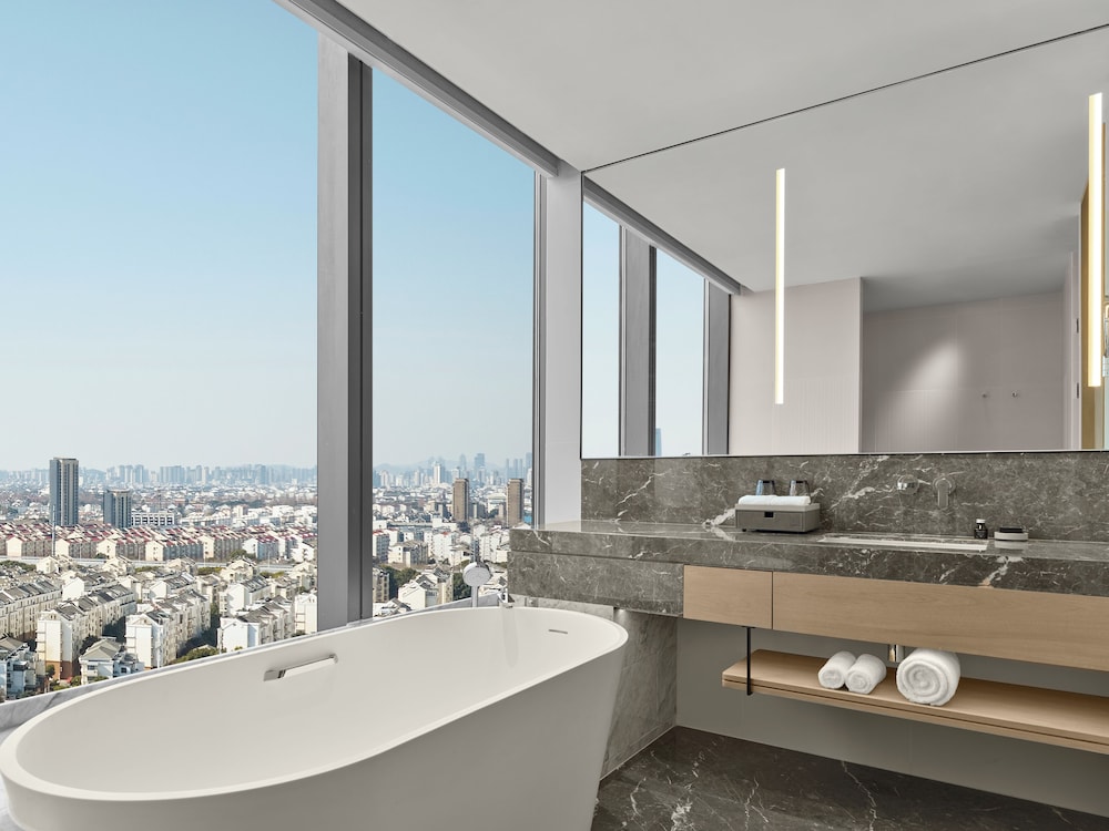 AC Hotel by Marriott Suzhou Industrial Park 46/50