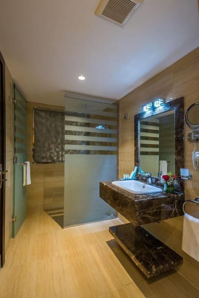 فندق ارفاد(Erfad Hotel) 33/38