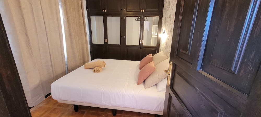 Ecolife Hotel 6/50
