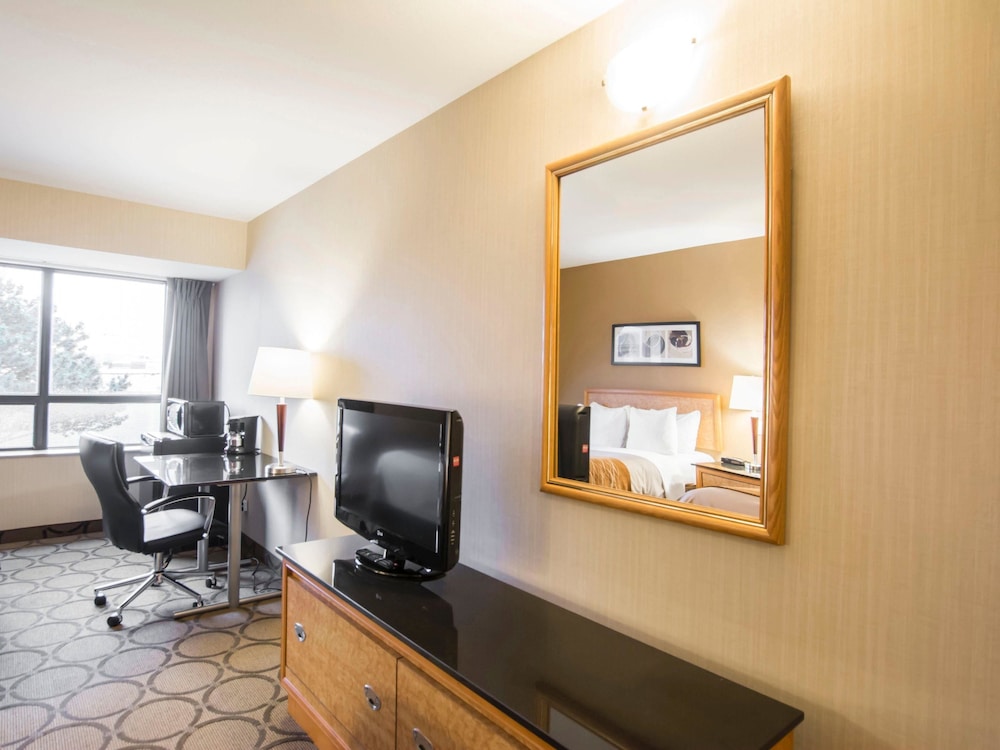 Comfort Inn Ancienne-Lorette - Quebec Airport 26/31
