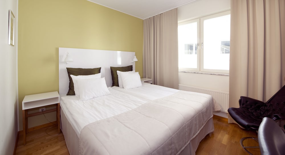 First Hotel Planetstaden 14/83