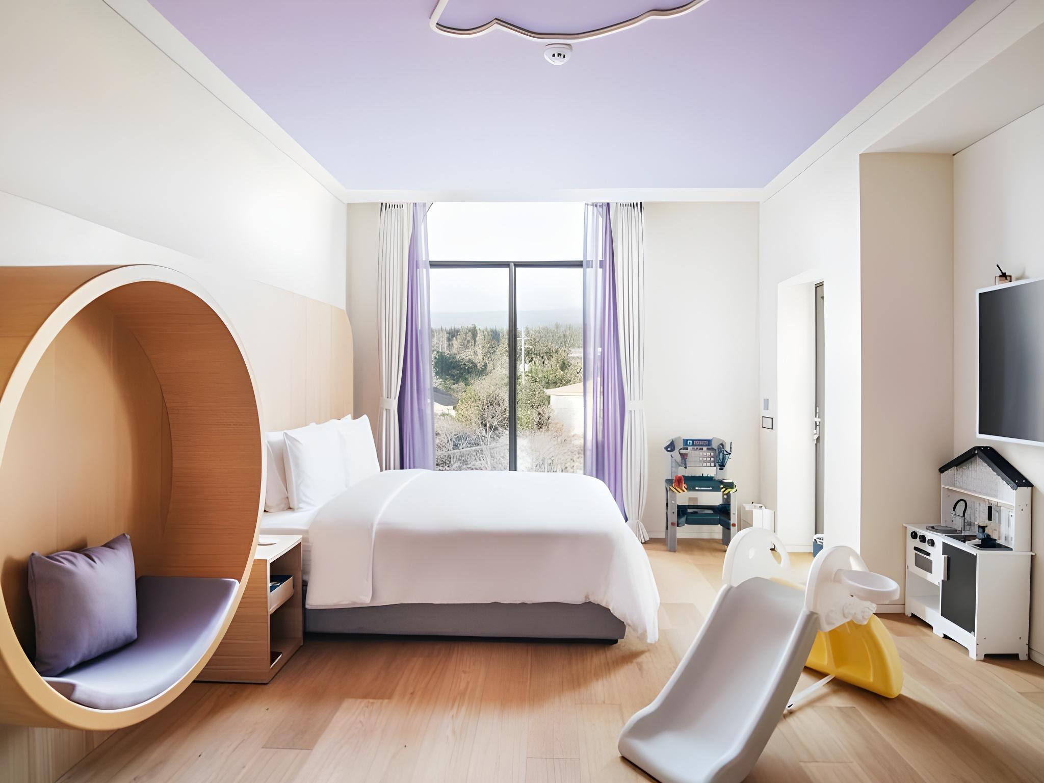 Room, Bunk Bed