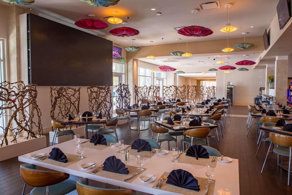 Hilton At Resorts World Bimini 35/49