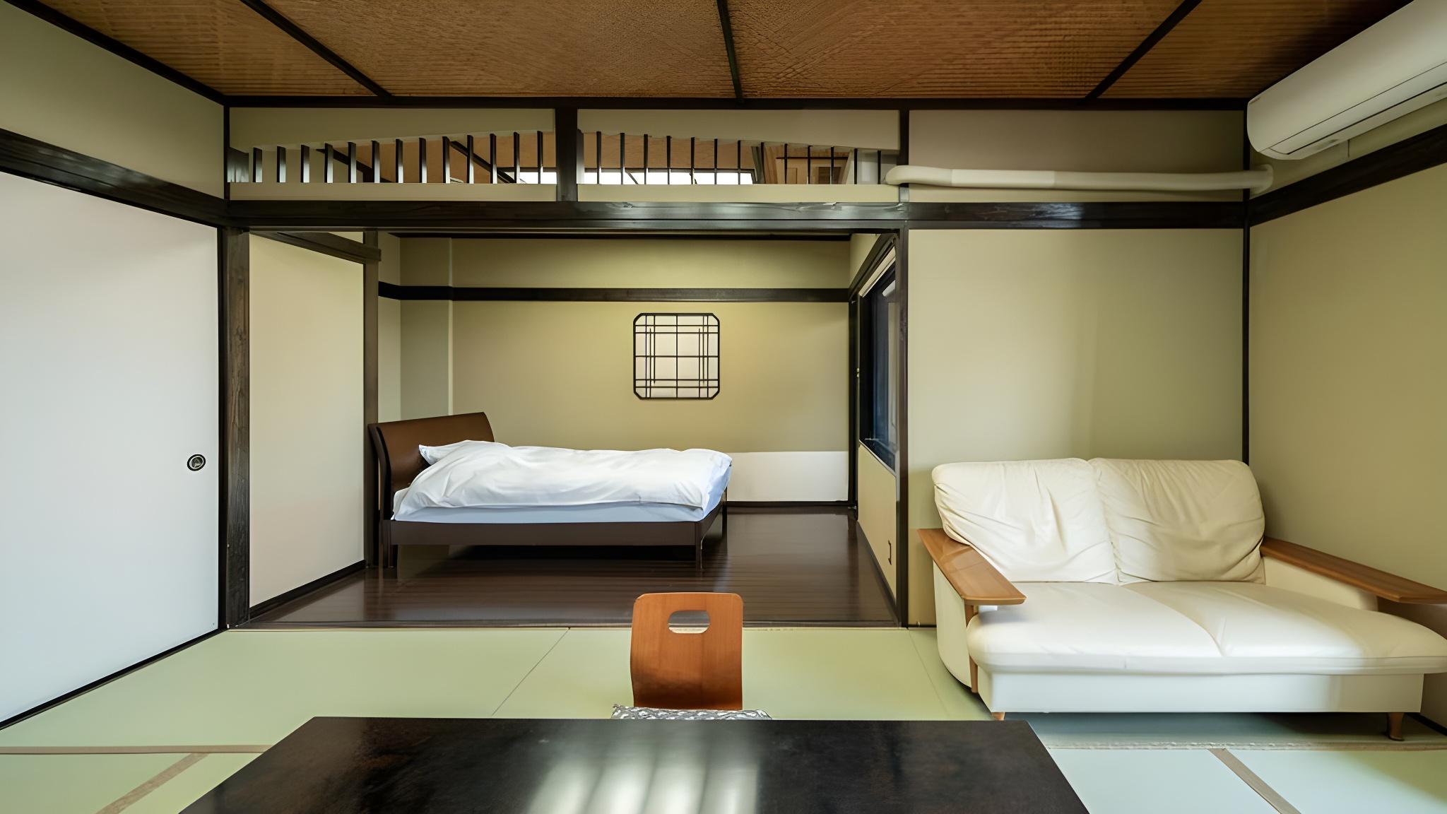 Japanese Western, Semi Outdoor Bath