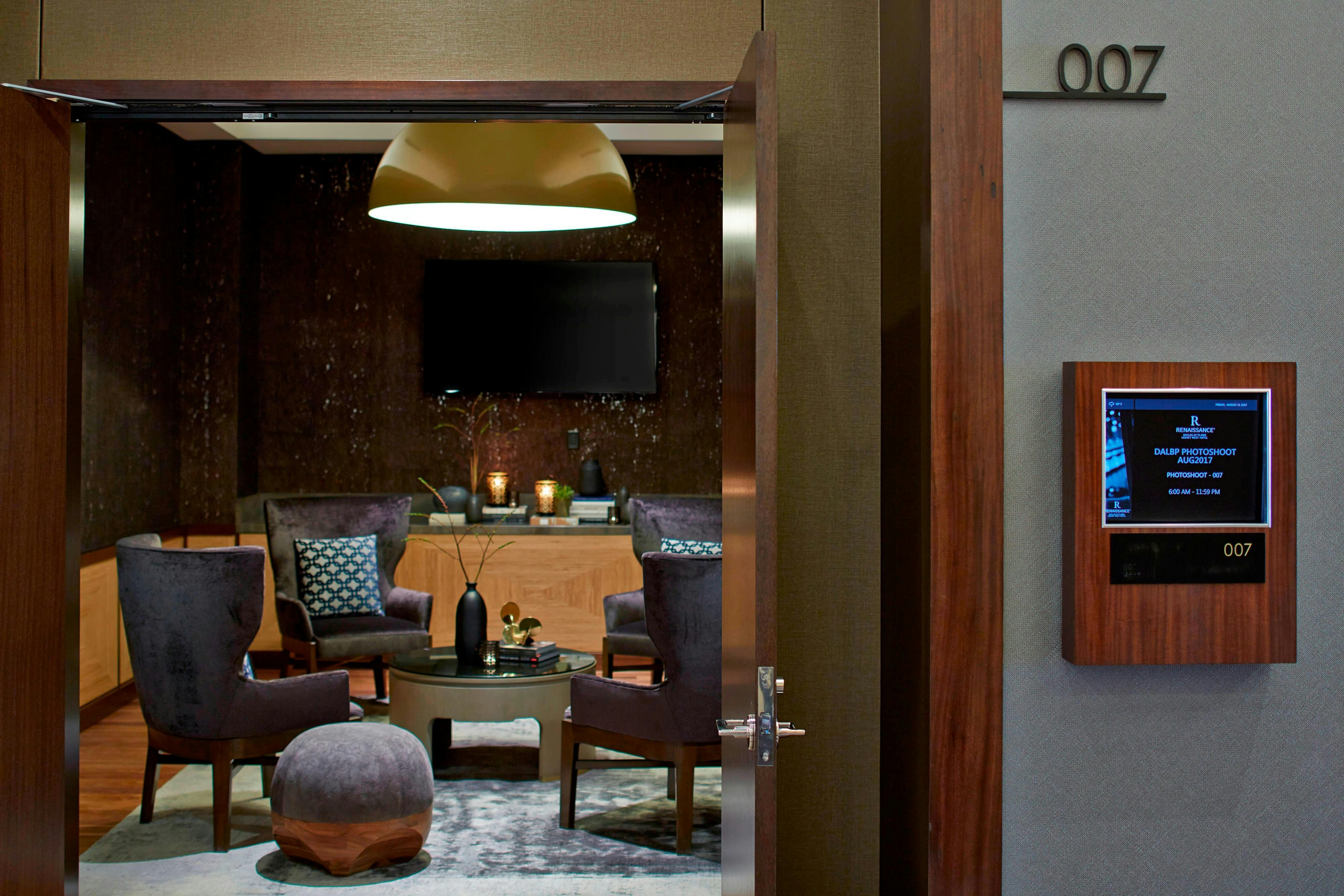 RENAISSANCE DALLAS AT PLANO LEGACY WEST HOTEL 28/29