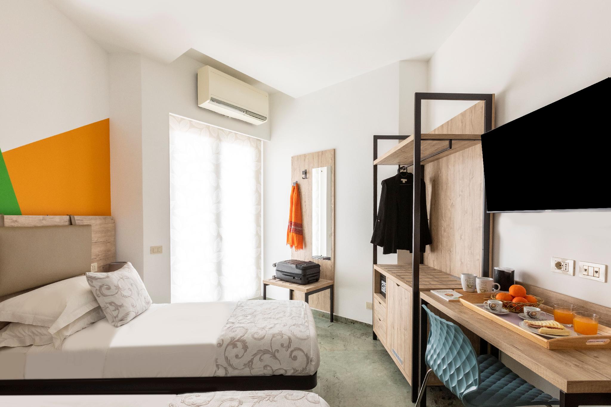 Room, Twin Beds, Balcony