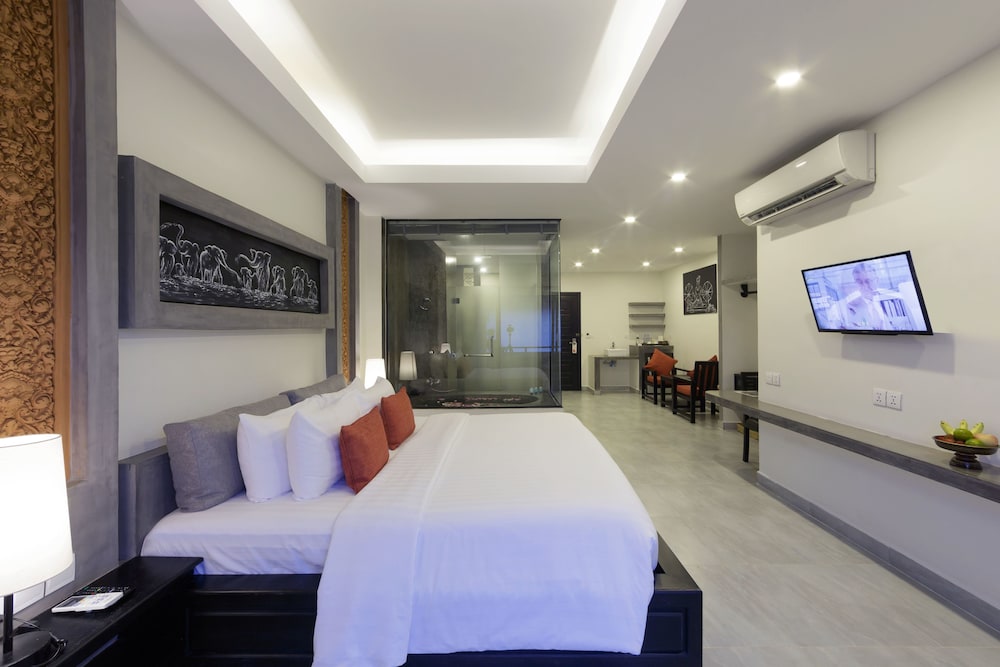 CENTRAL SUITE RESIDENCE 15/76