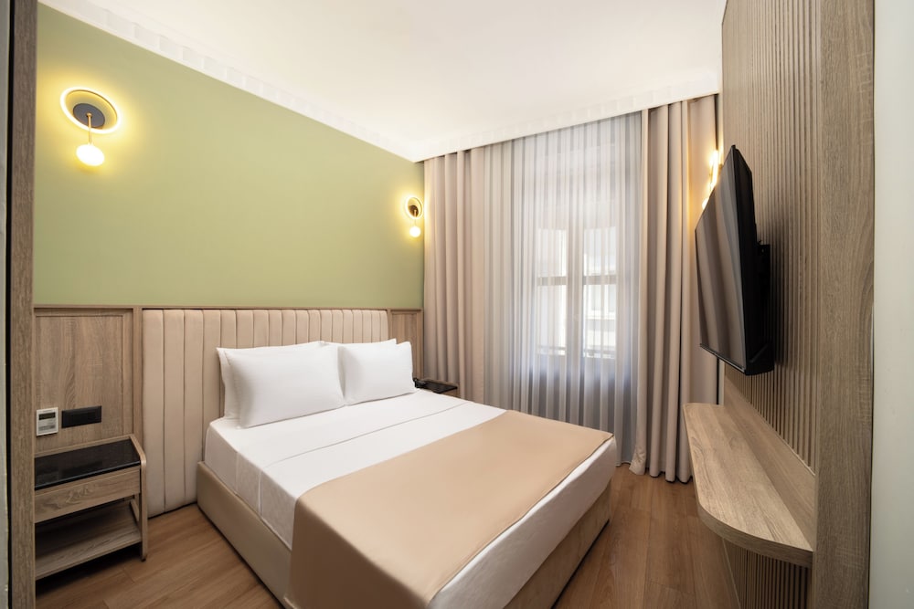 Atik Palace Osmanbey 24/64
