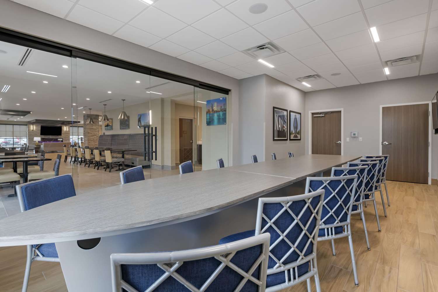 Comfort Inn & Suites Jacksonville - Orange Park Near Naval Air Station 10/15