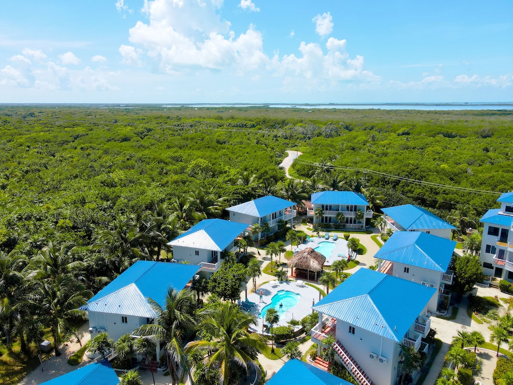Sapphire Beach Resort 64/77
