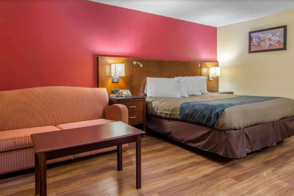 Travelodge By Wyndham Forsyth Ex Econo Lodge Forsyth 4/21