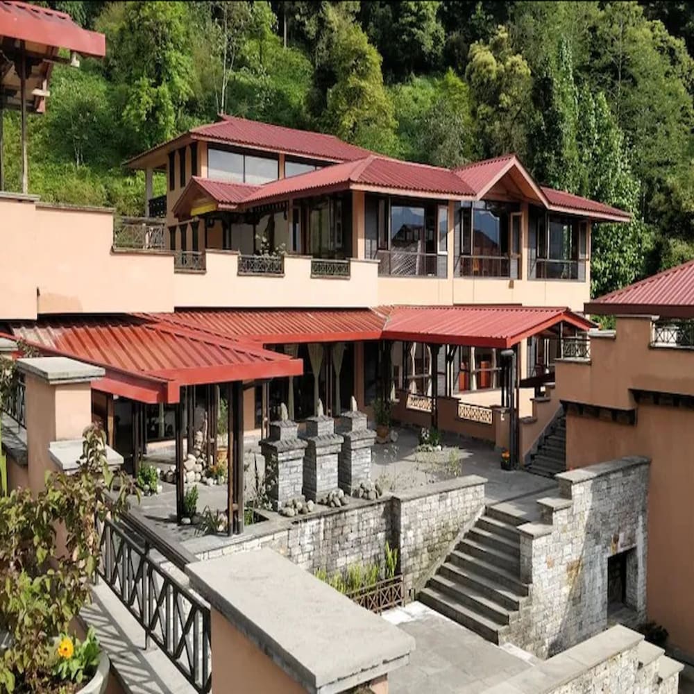 Club Mahindra Chumbi in Geyzing