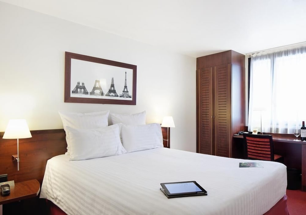 Mercure Paris Gare Montparnasse TGV 12/49