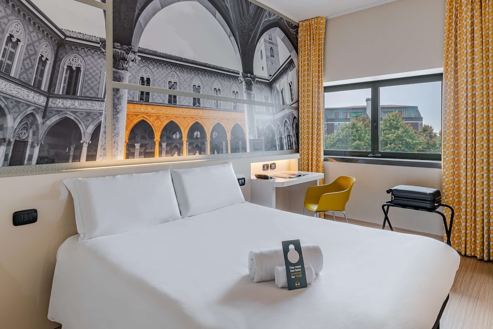 غرفة قياسية بسرير كوين، B&B Hotel Cremona 3/10