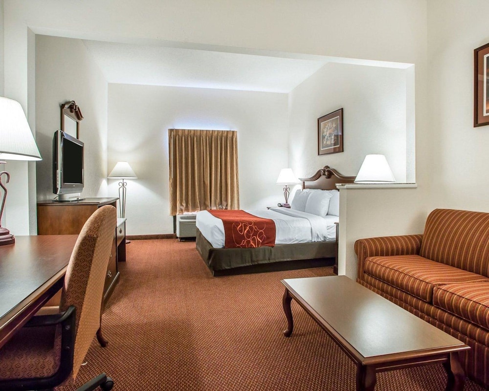 Comfort Suites Jefferson City, MO 10/19