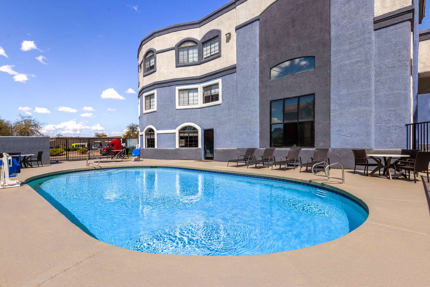 Days Inn & Suites by Wyndham Tucson/Marana 3/39
