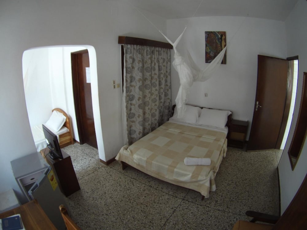 Hotel Aurore 36/63