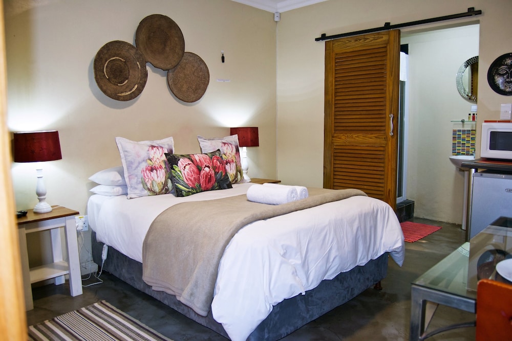 Pumleni Guesthouse 12/50
