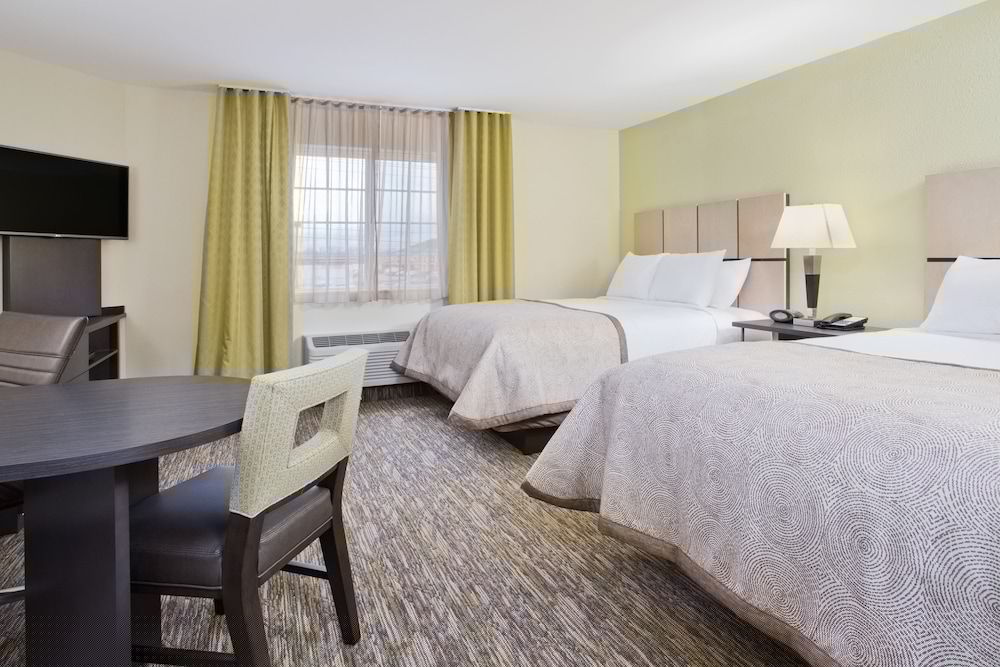 Candlewood Suites Oak Grove - Fort Campbell 15/65