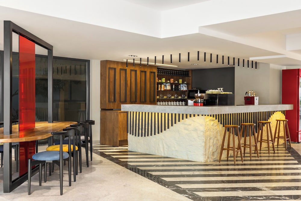 Ramada Encore by Wyndham Istanbul Arnavutkoy 48/64