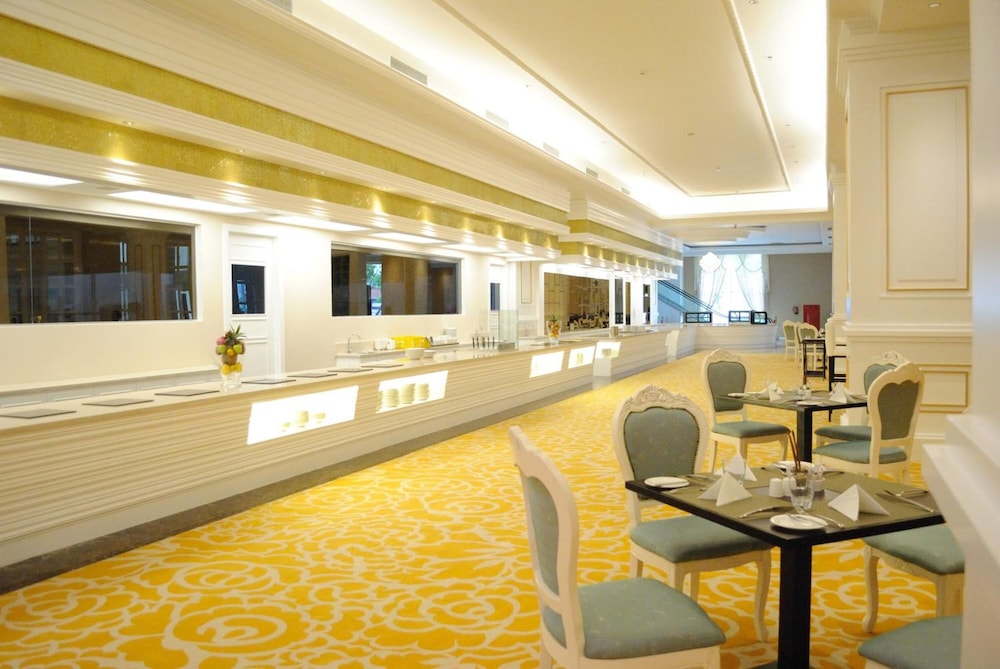 Adimulia Hotel Medan 36/55
