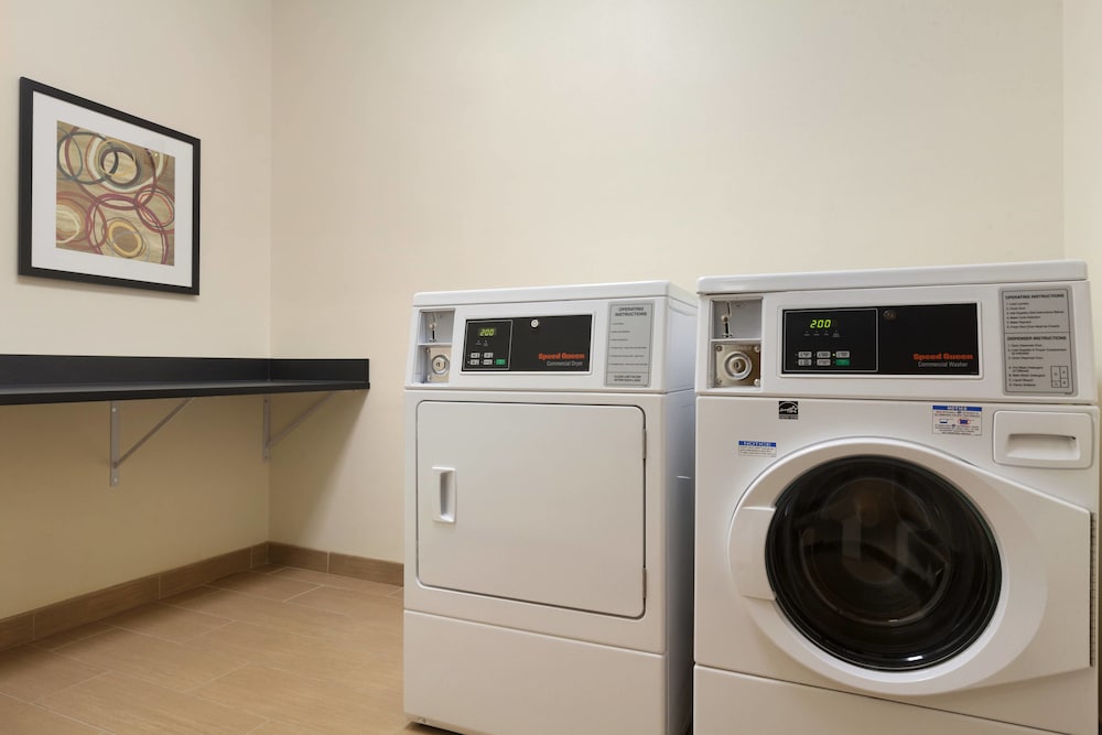 Fairfield Inn & Suites Longview 16/29