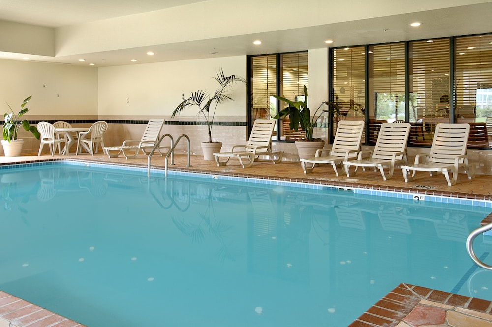 Holiday Inn Express Suites Indianapolis Northwest An Ihg Hotel 3/51
