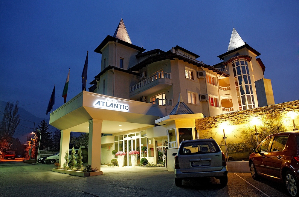 Hotel Atlantic 2/69