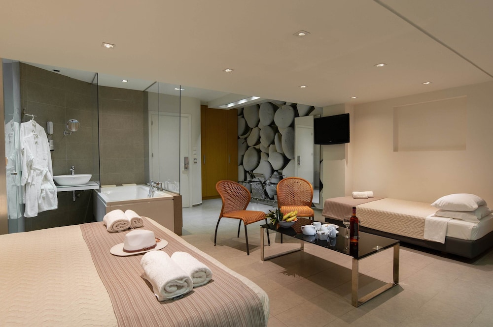 Atlantis Boutique City Hotel 51/69