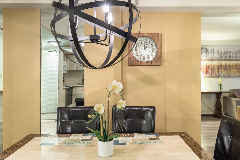 2BD2B Apartment Stay Together Suites 976 56/64