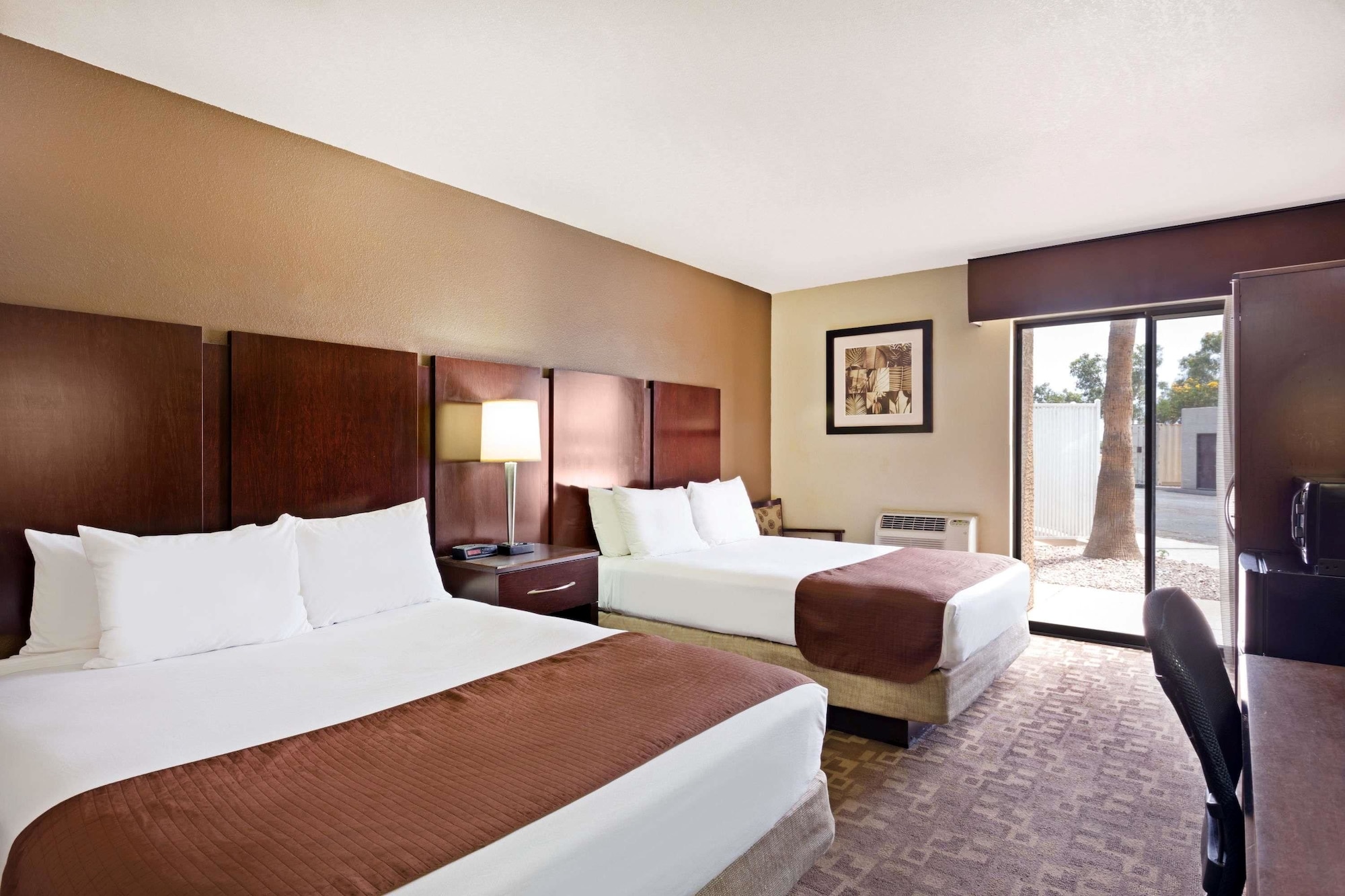 Standard, 2 Queen Beds