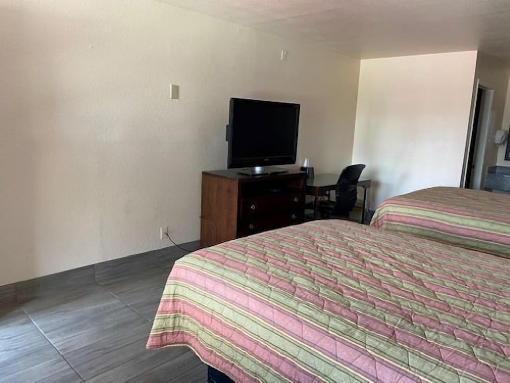 El Tejas Motel 14/20