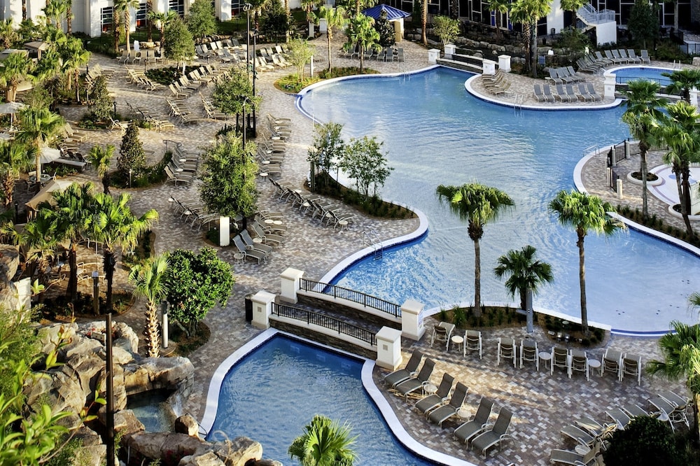Hyatt Regency Orlando 82/84