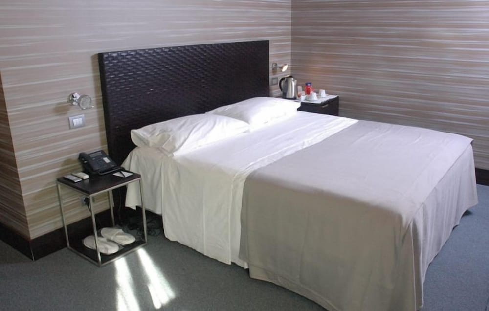 Mh Design Hotel 25/26