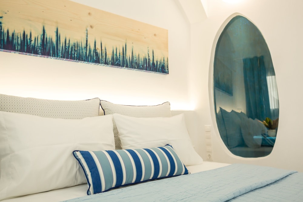 Amera Suites 23/48