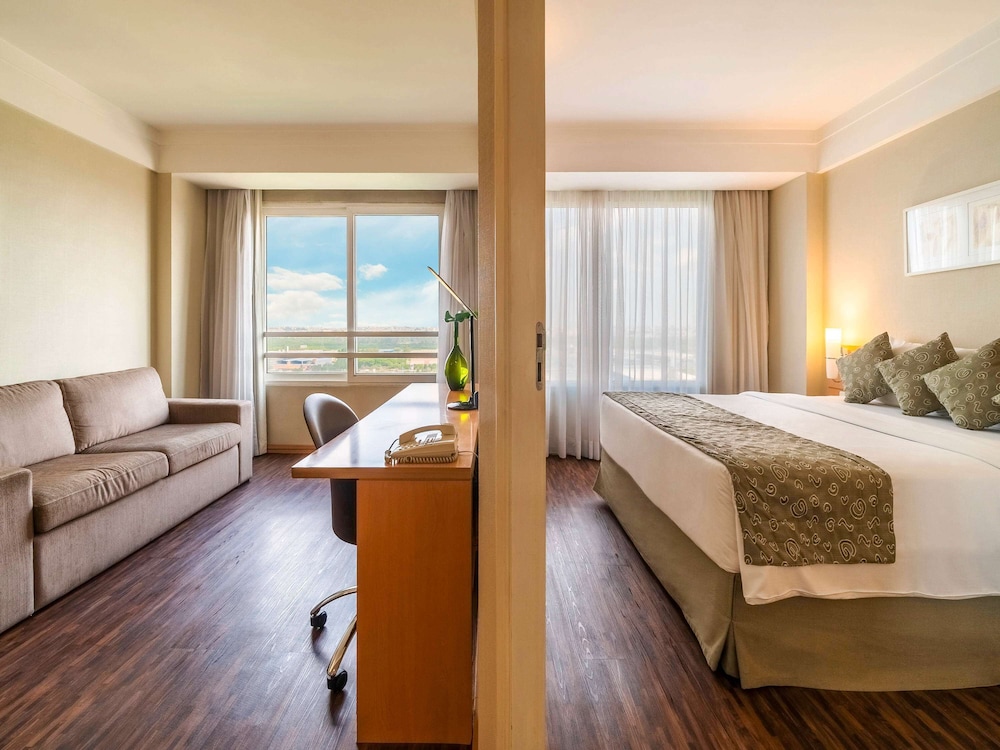 غرفة قياسية بسرير مزدوج مع أريكة، Mercure Guarulhos Aeroporto Hotel 5/8